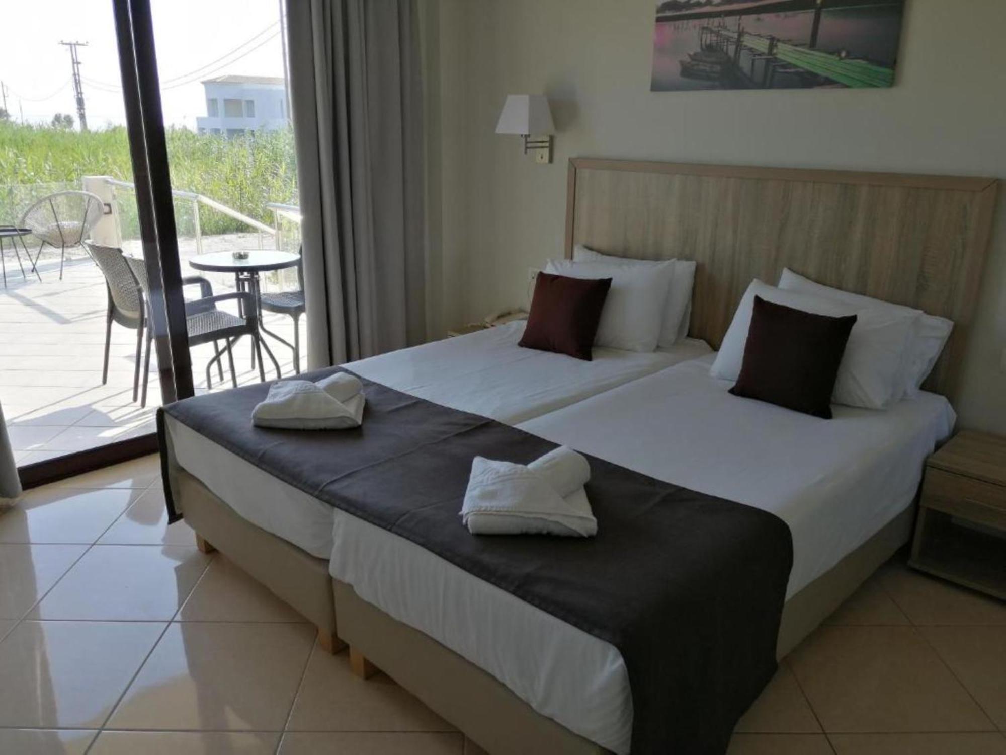 Carisa Suites And Apartments 말레메 외부 사진