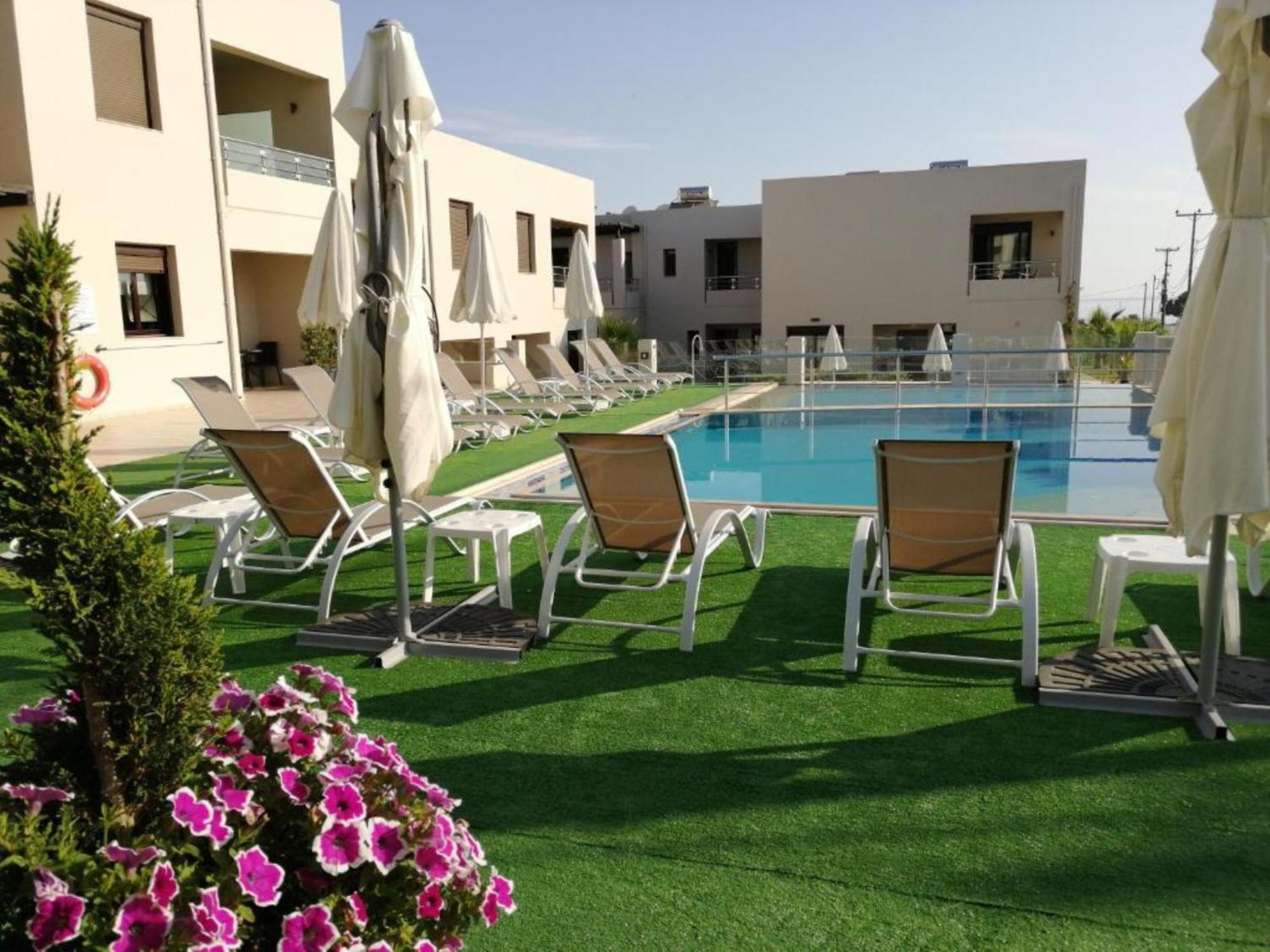 Carisa Suites And Apartments 말레메 외부 사진