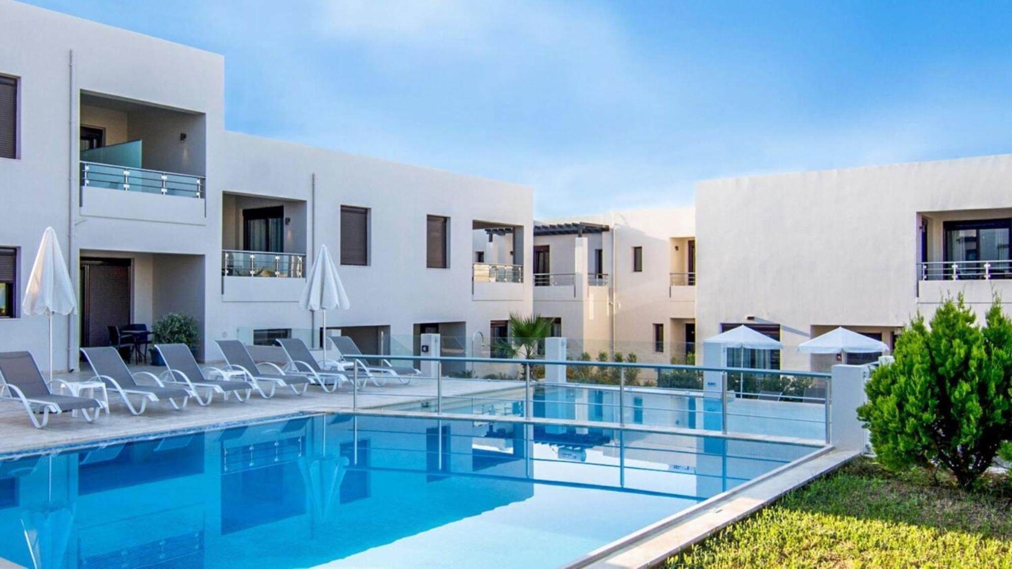 Carisa Suites And Apartments 말레메 외부 사진