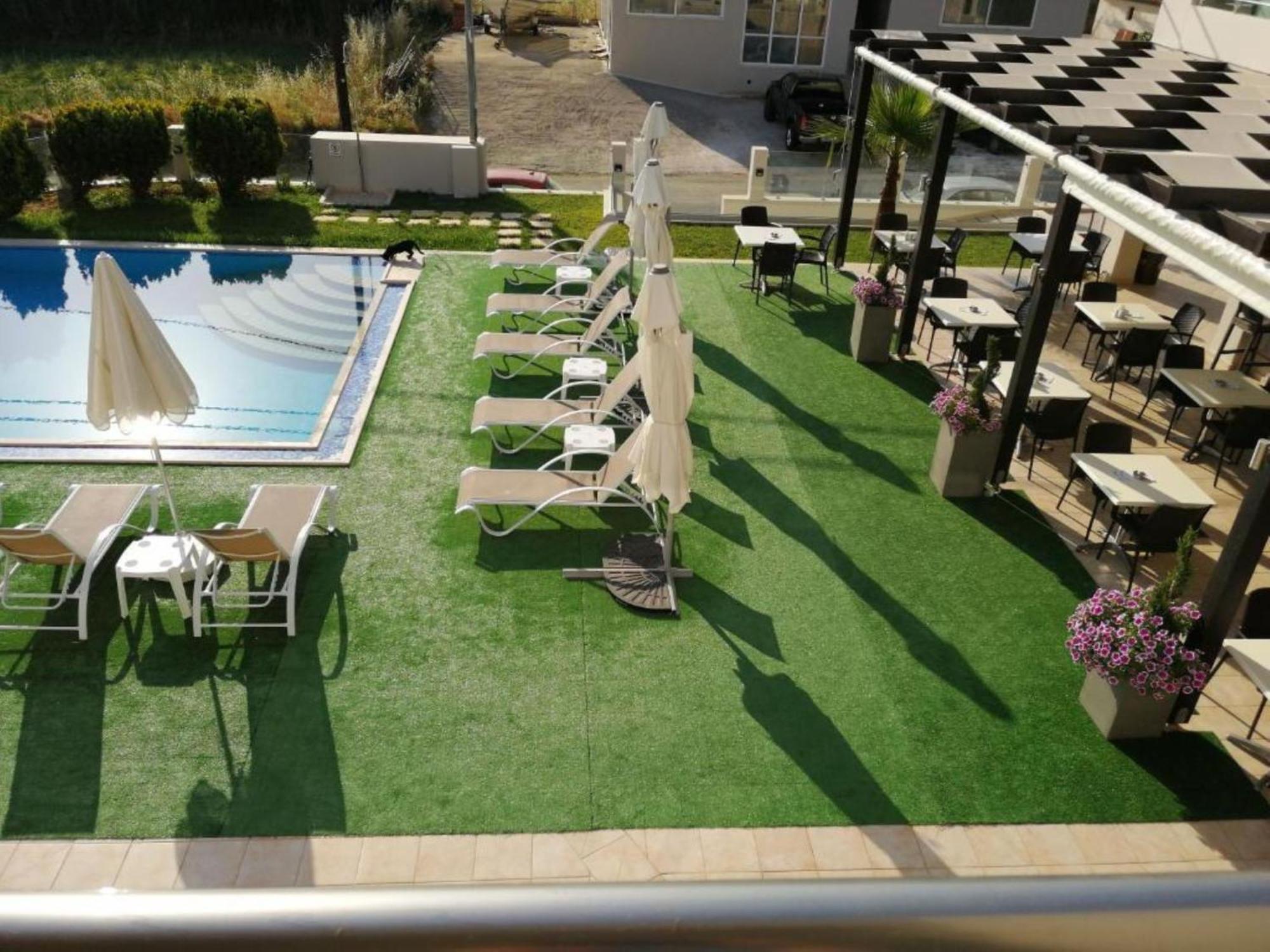 Carisa Suites And Apartments 말레메 외부 사진