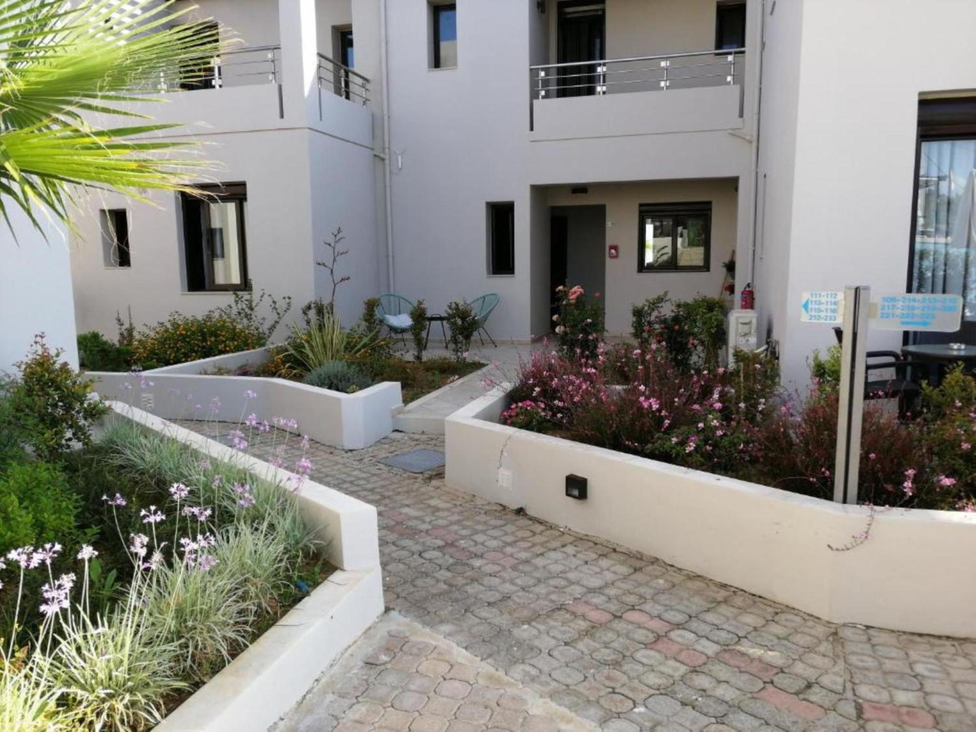 Carisa Suites And Apartments 말레메 외부 사진